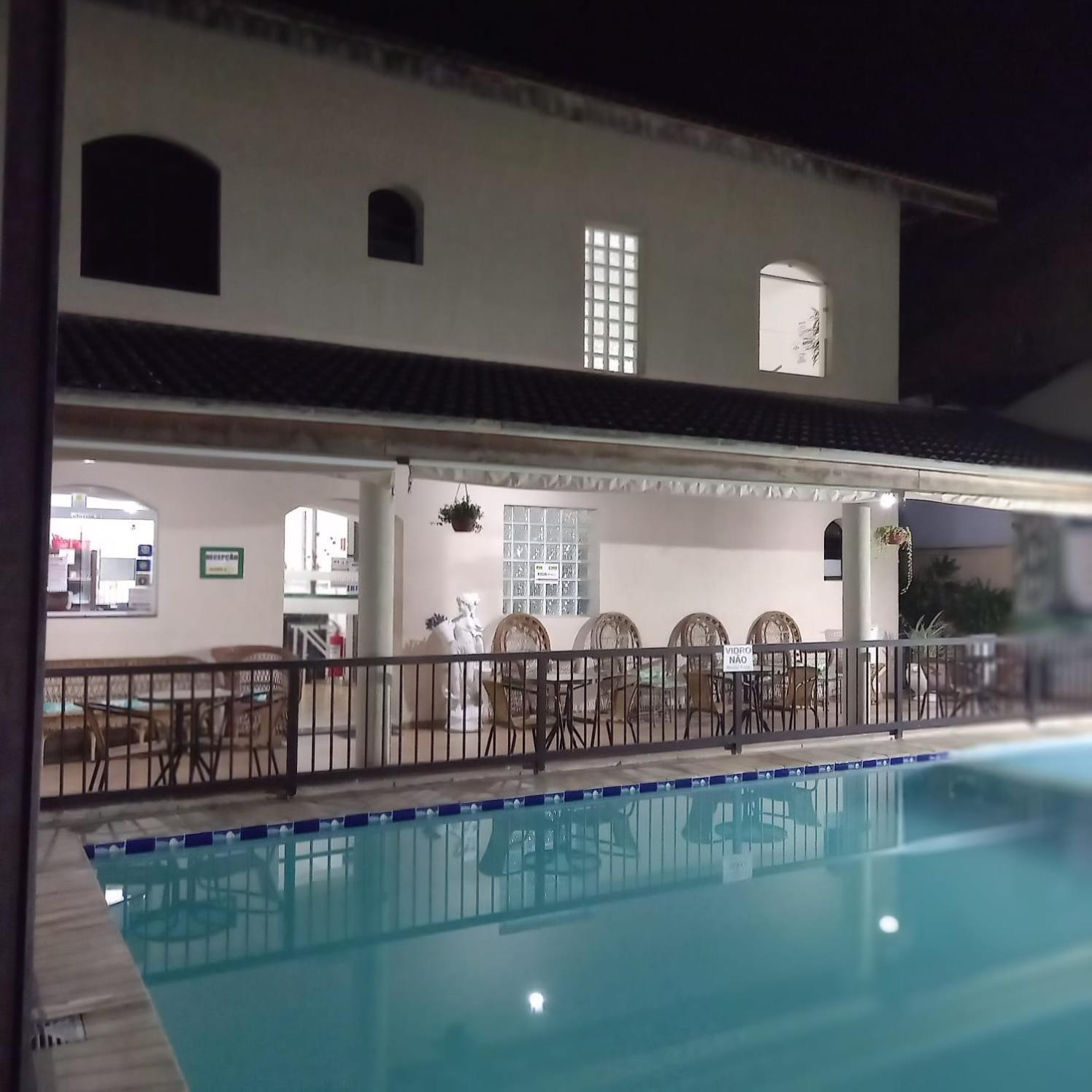 Pousada Parque Suites Estacionamento E Piscina Guarujá Kültér fotó