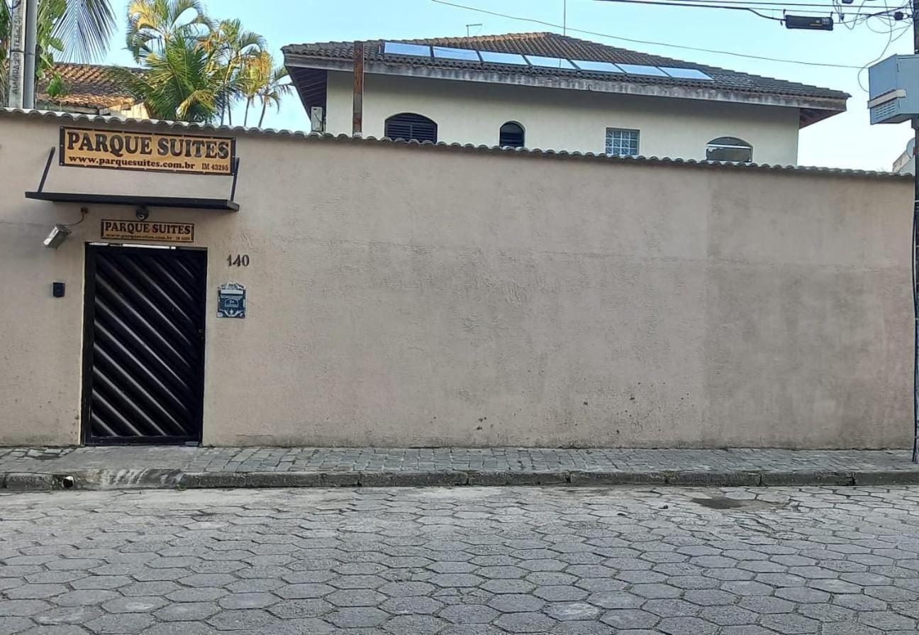 Pousada Parque Suites Estacionamento E Piscina Guarujá Kültér fotó