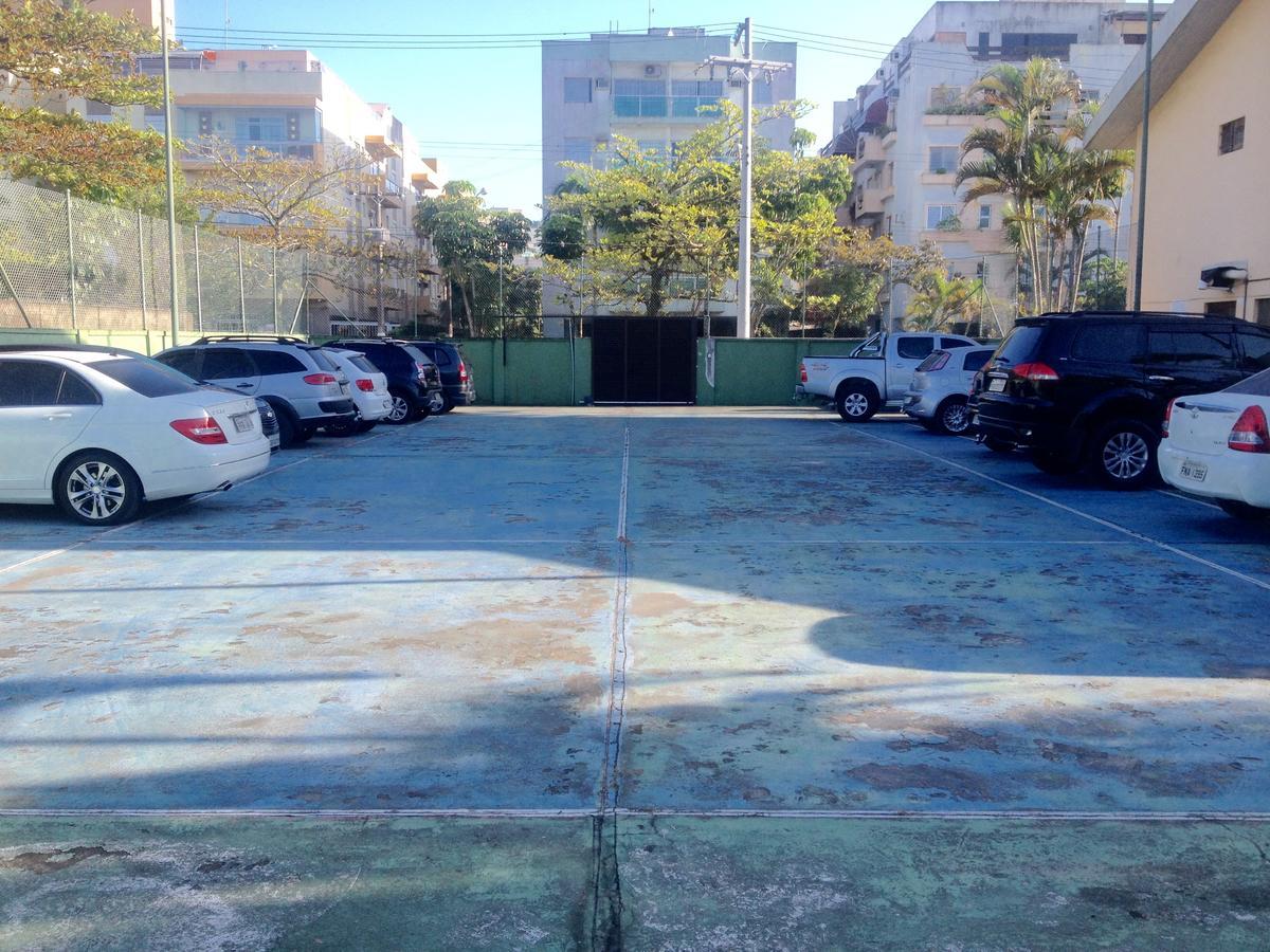 Pousada Parque Suites Estacionamento E Piscina Guarujá Kültér fotó